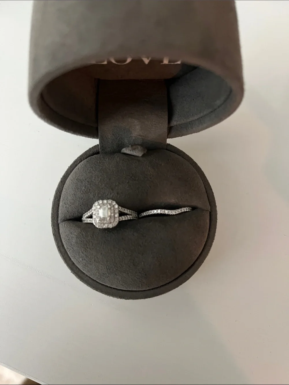 Zales| Vera Wang “Love” Bridal Ring Set